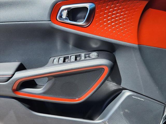 new 2025 Kia Soul car, priced at $27,156