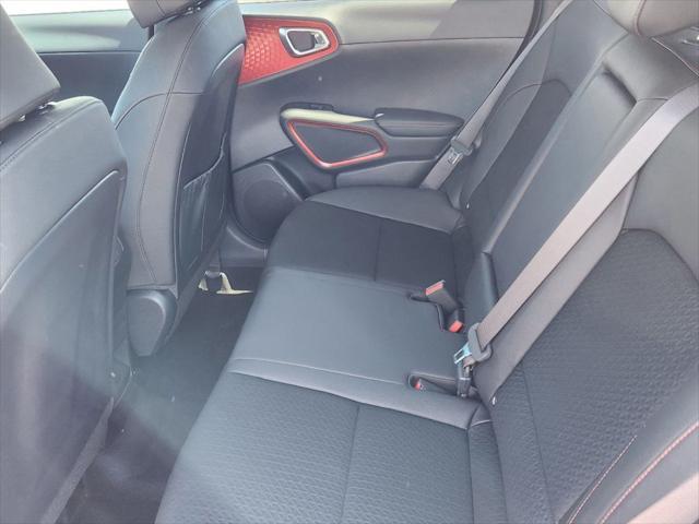 new 2025 Kia Soul car, priced at $27,998