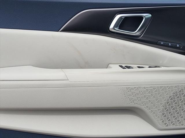new 2025 Kia Carnival Hybrid car, priced at $49,273