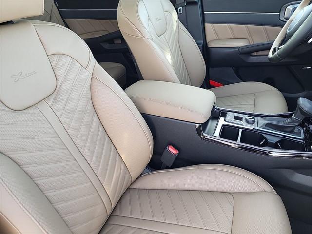 new 2025 Kia Sorento car, priced at $43,425
