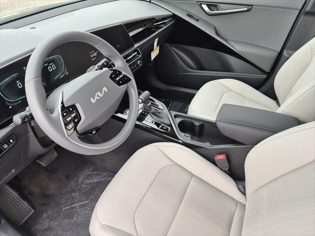 new 2025 Kia Niro car, priced at $30,736