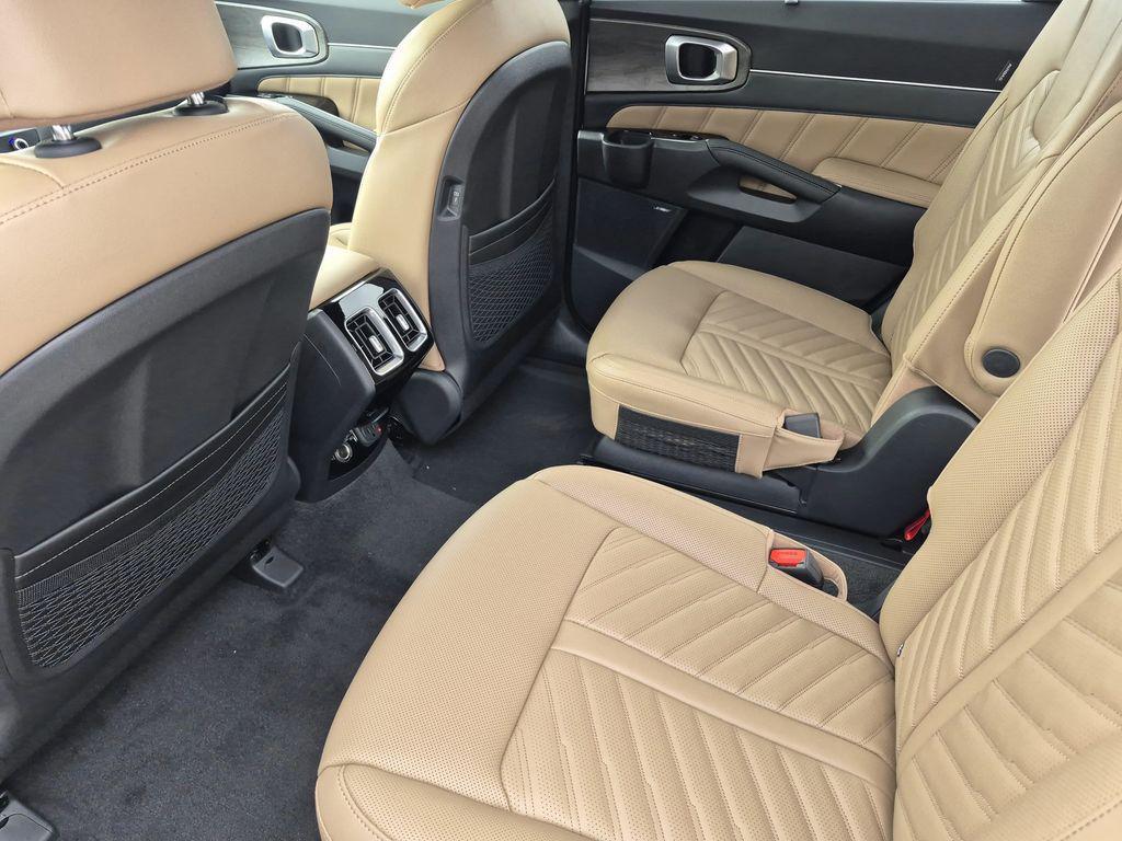 new 2026 Kia Sorento car, priced at $47,389