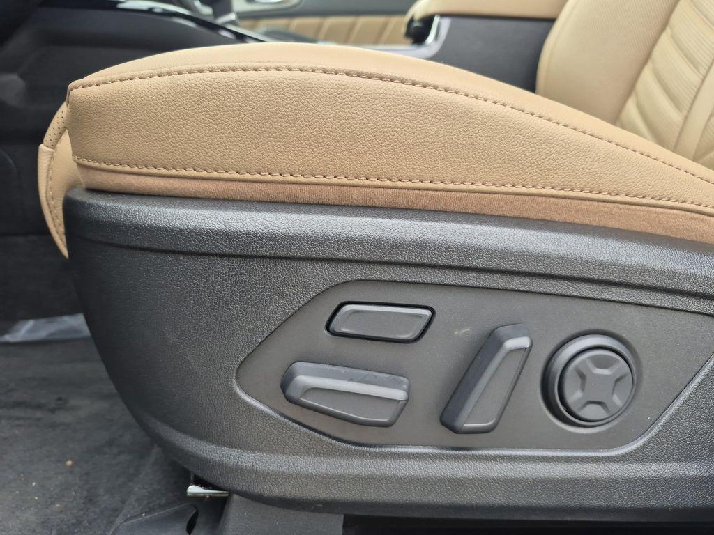 new 2026 Kia Sorento car, priced at $47,389