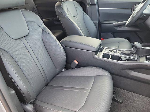 new 2025 Kia Sorento car, priced at $38,915