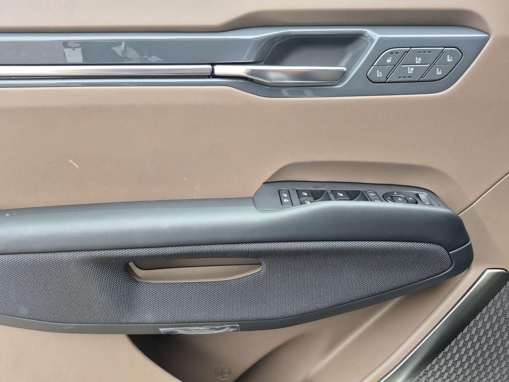 new 2026 Kia EV9 car, priced at $68,475