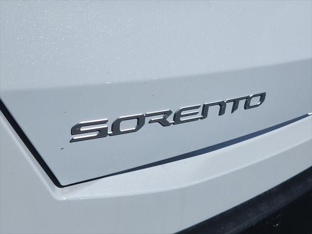 new 2025 Kia Sorento car, priced at $36,401