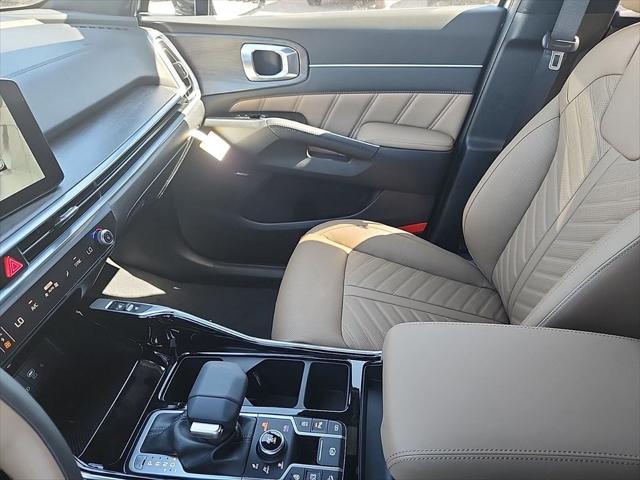 new 2025 Kia Sorento car, priced at $43,279