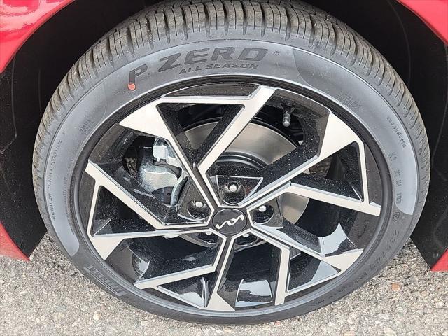 new 2025 Kia K5 car, priced at $33,945