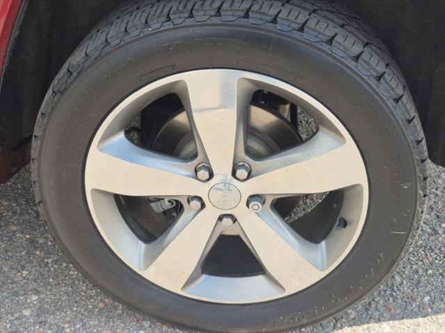 used 2014 Jeep Grand Cherokee car, priced at $12,888