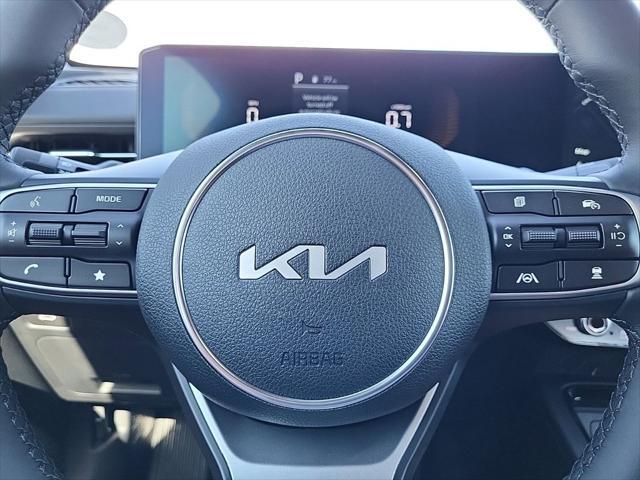 new 2025 Kia K5 car, priced at $30,052