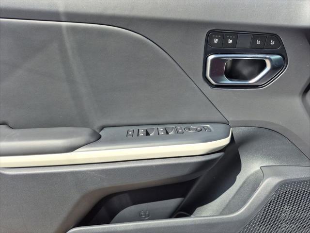 used 2025 Kia K4 car, priced at $28,888