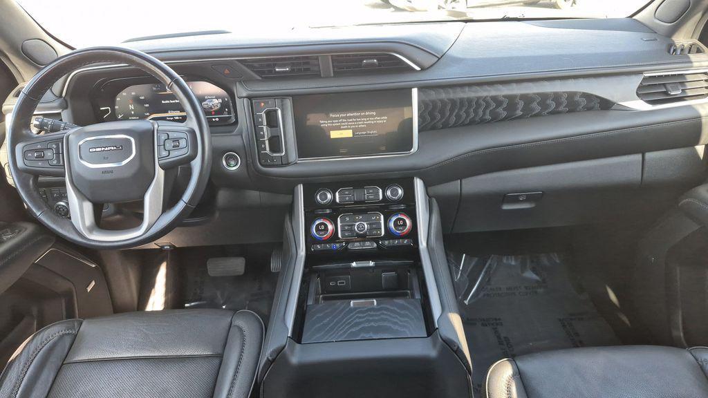 used 2022 GMC Yukon car, priced at $60,000