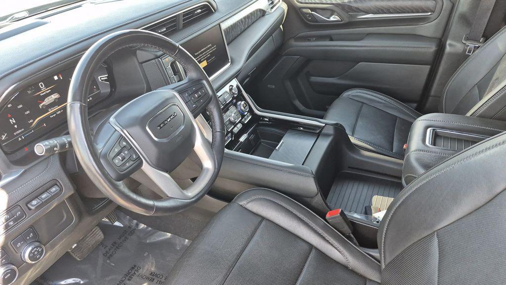 used 2022 GMC Yukon car, priced at $60,000