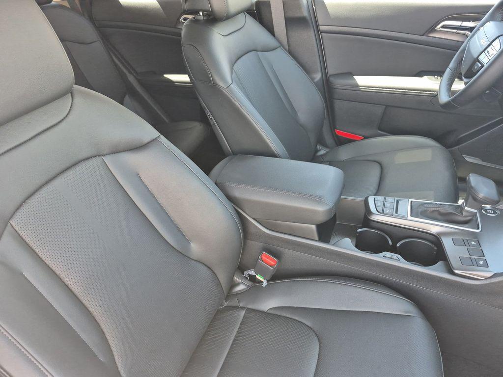 new 2026 Kia Sportage Hybrid car, priced at $41,478