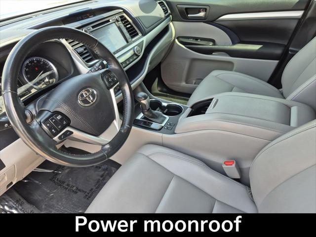 used 2019 Toyota Highlander car, priced at $25,500