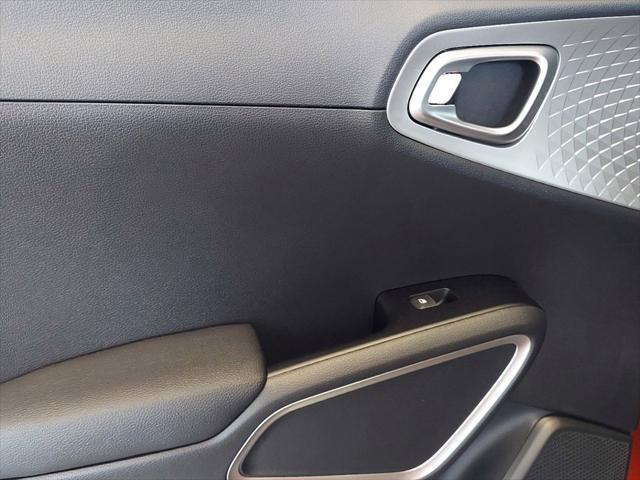 new 2025 Kia Soul car, priced at $23,059