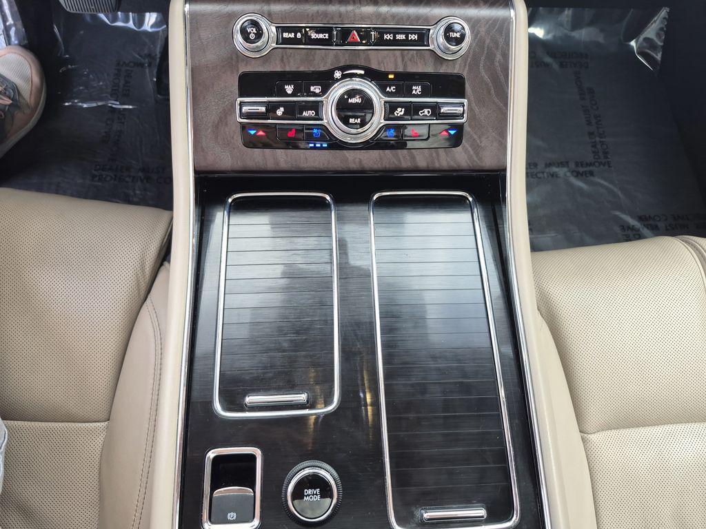 used 2022 Lincoln Aviator car, priced at $41,433