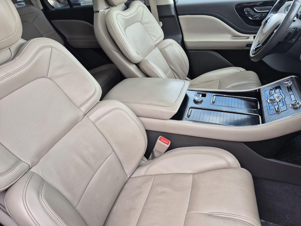 used 2022 Lincoln Aviator car, priced at $41,433