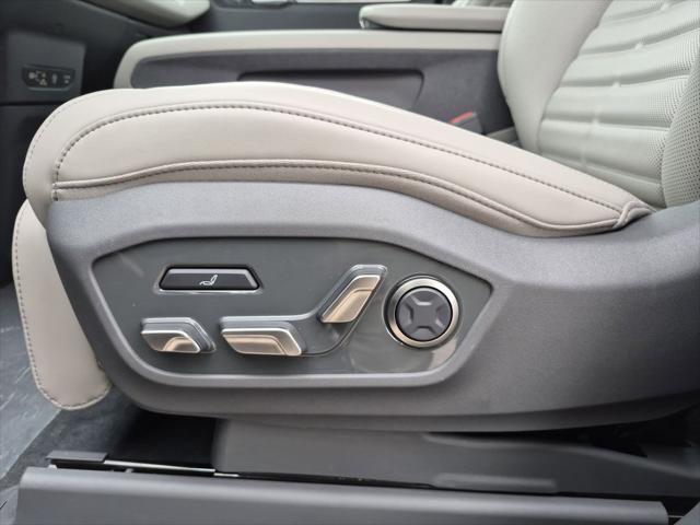 new 2026 Kia EV9 car, priced at $59,954