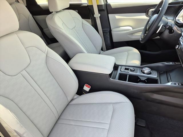 new 2025 Kia Sorento Hybrid car, priced at $40,459