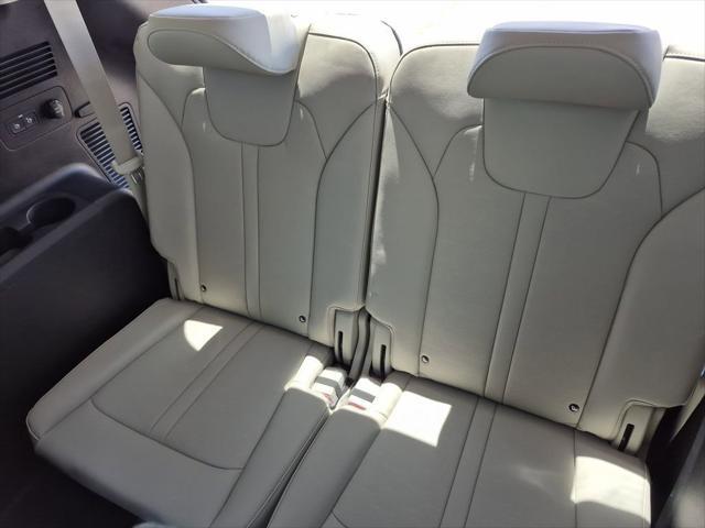 new 2025 Kia Sorento Hybrid car, priced at $40,459