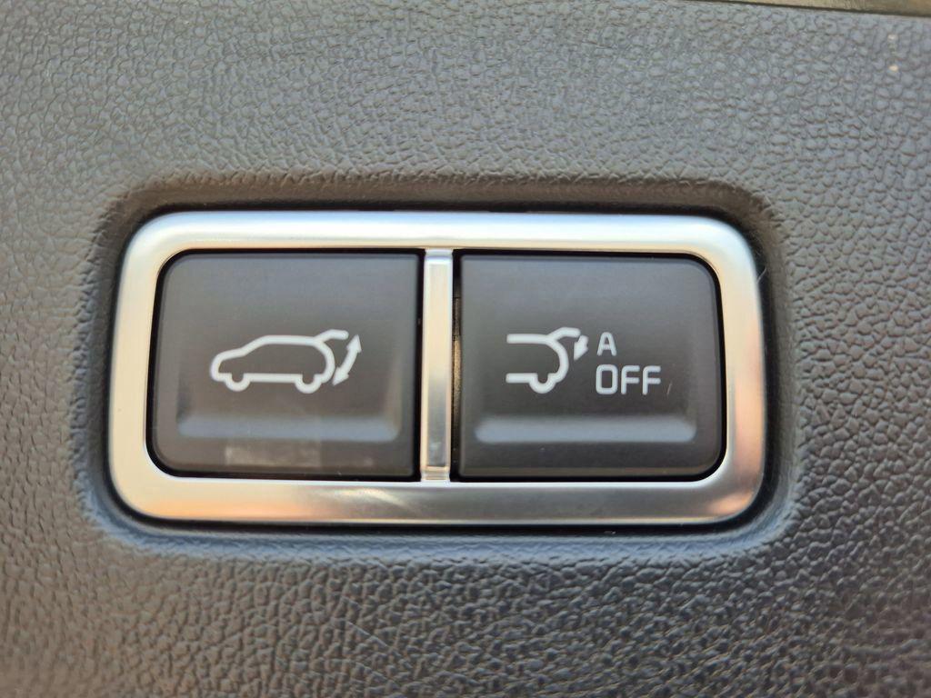 new 2025 Kia Sorento Hybrid car, priced at $37,640
