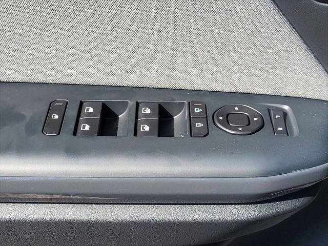 new 2025 Kia K4 car, priced at $25,359