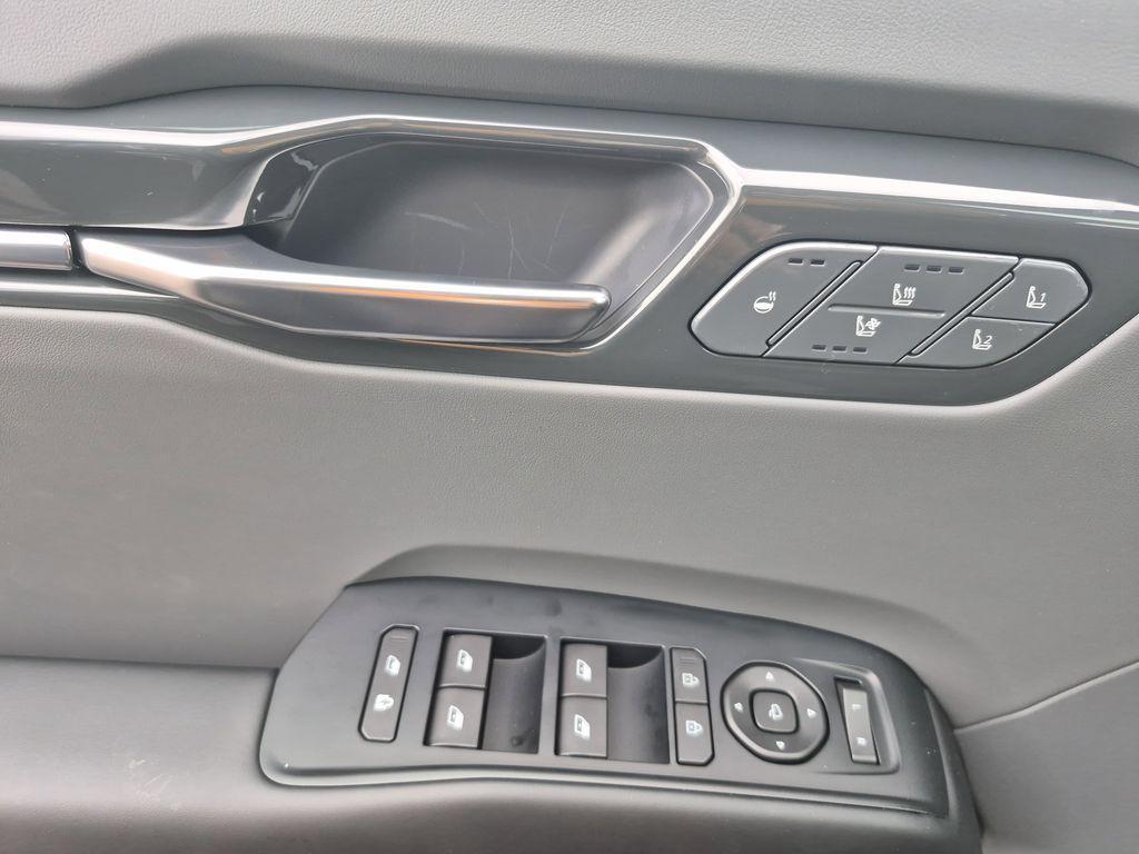 new 2026 Kia EV9 car, priced at $57,181