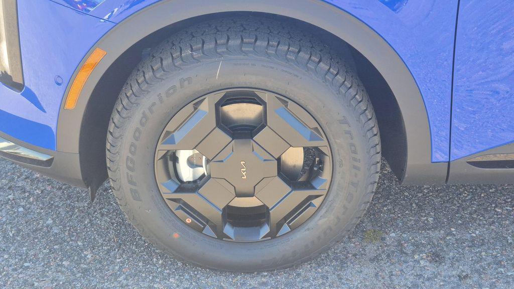 new 2026 Kia Sportage car, priced at $38,425