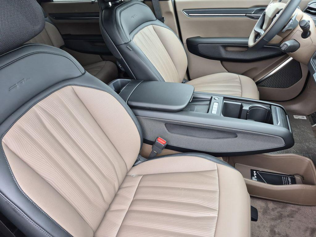 new 2026 Kia EV9 car, priced at $66,855