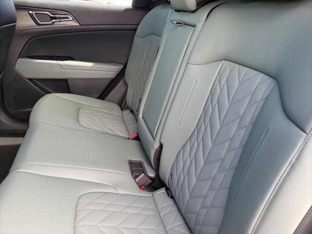 new 2025 Kia Sportage car, priced at $45,959