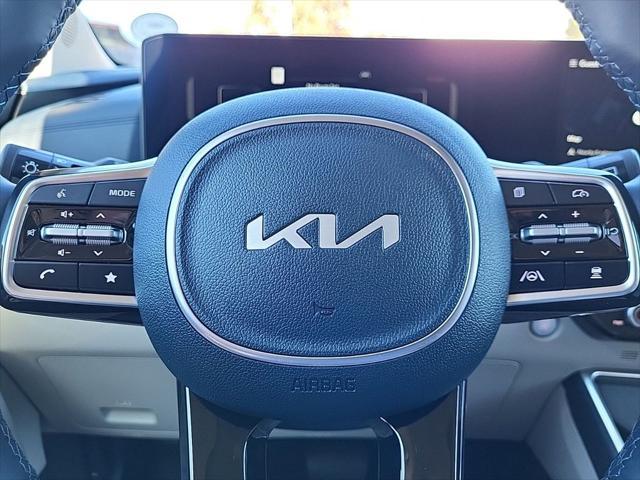 new 2025 Kia Carnival Hybrid car, priced at $48,338