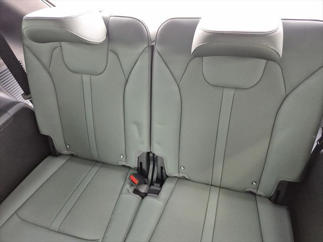 new 2025 Kia Sorento car, priced at $44,678