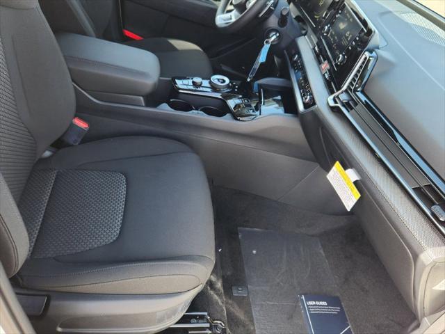 new 2025 Kia Sportage Hybrid car, priced at $32,025