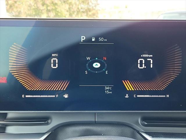 new 2025 Kia Carnival car, priced at $39,694