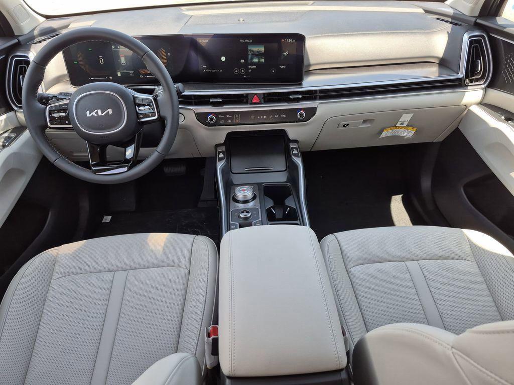 new 2025 Kia Sorento Hybrid car, priced at $37,429