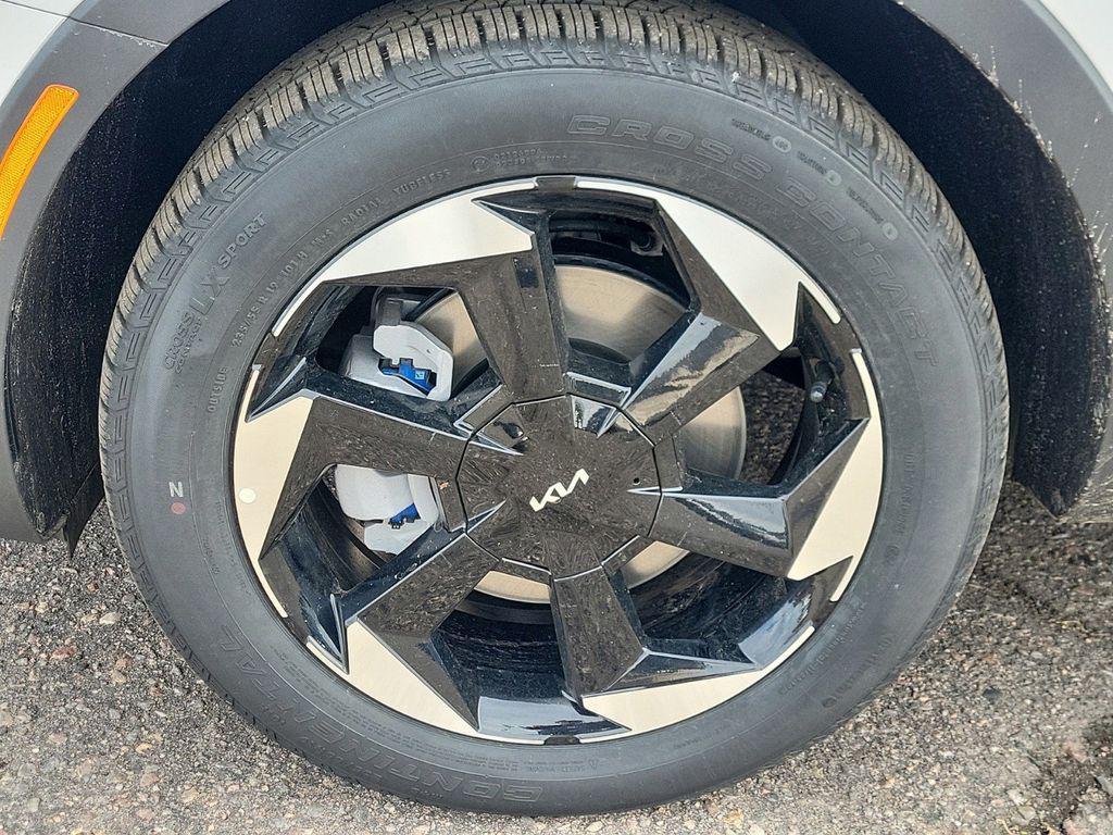 new 2025 Kia Sorento Hybrid car, priced at $37,429