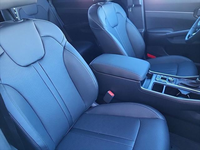 new 2025 Kia Sorento car, priced at $38,451