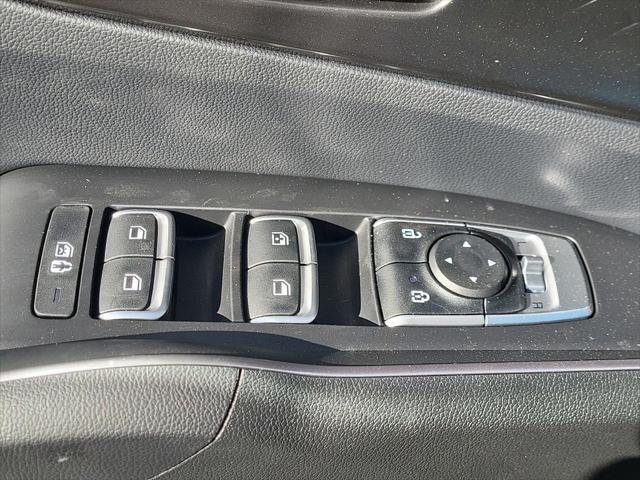 used 2024 Kia Sorento Hybrid car, priced at $37,684