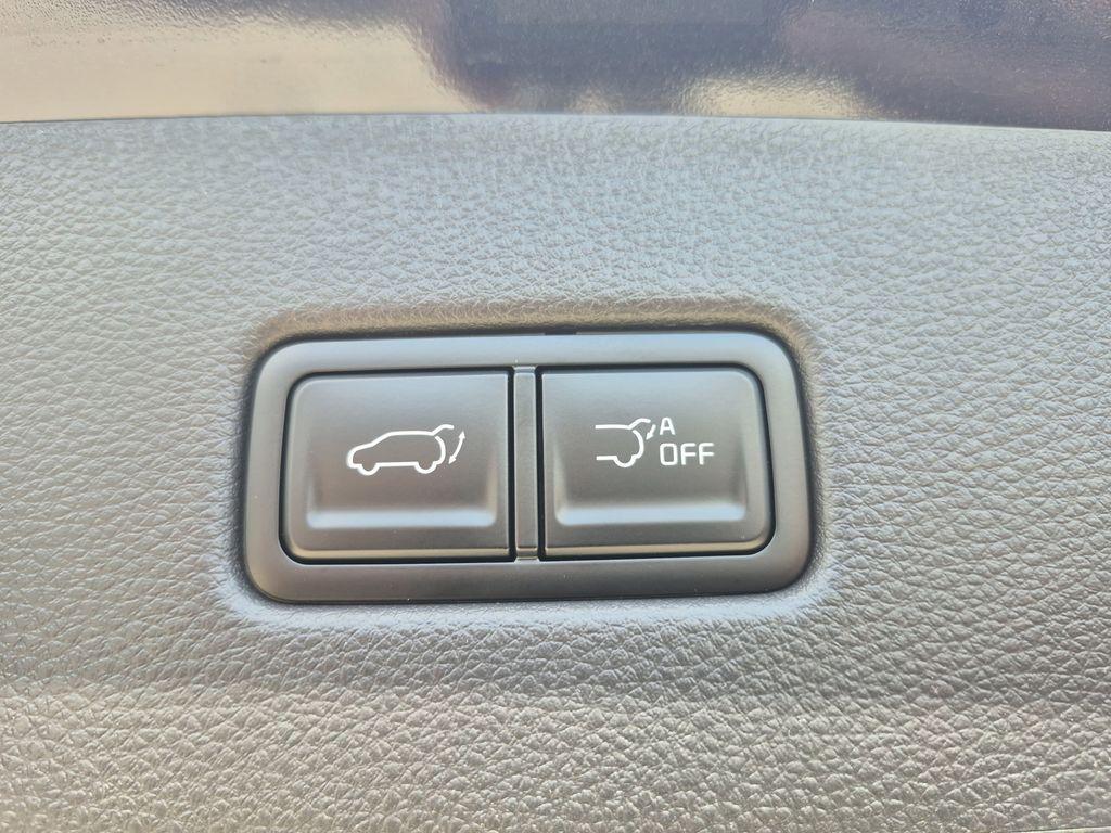 new 2026 Kia Carnival Hybrid car, priced at $43,791