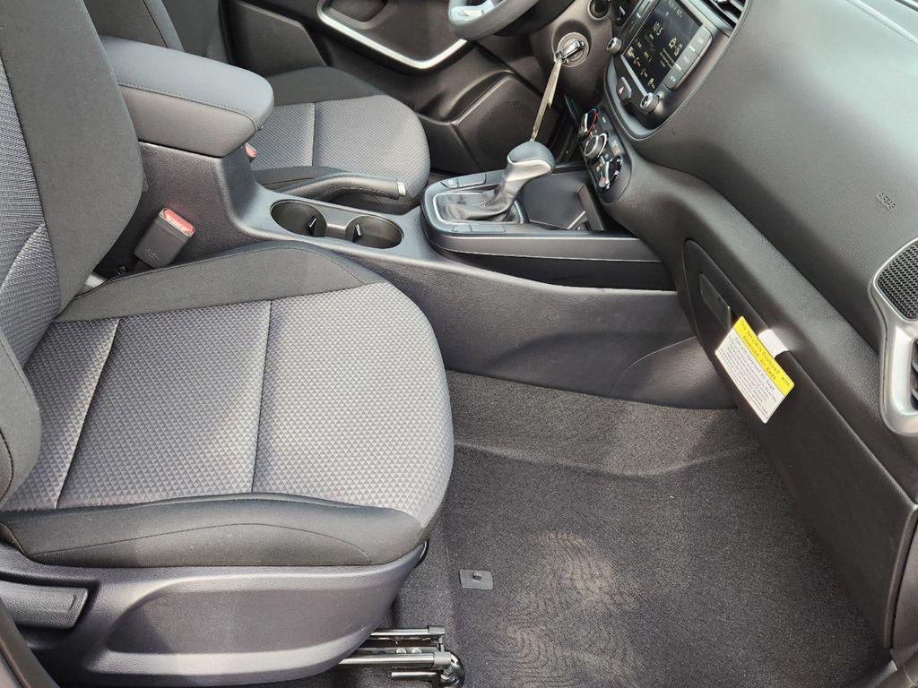 new 2025 Kia Soul car, priced at $21,256