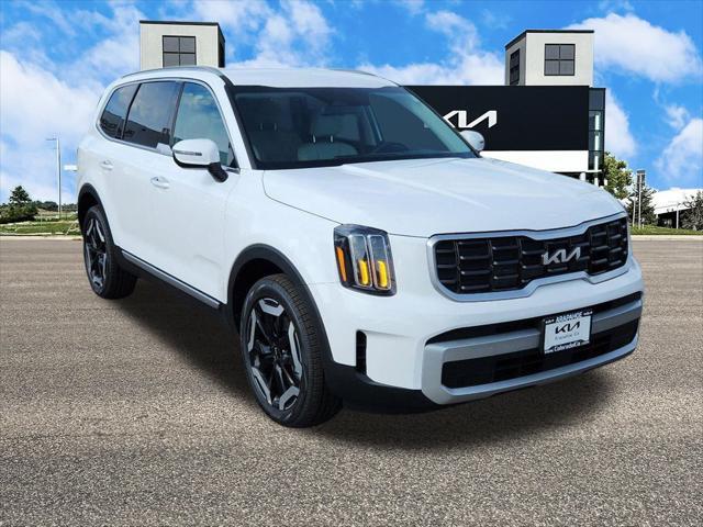 new 2025 Kia Telluride car, priced at $43,854