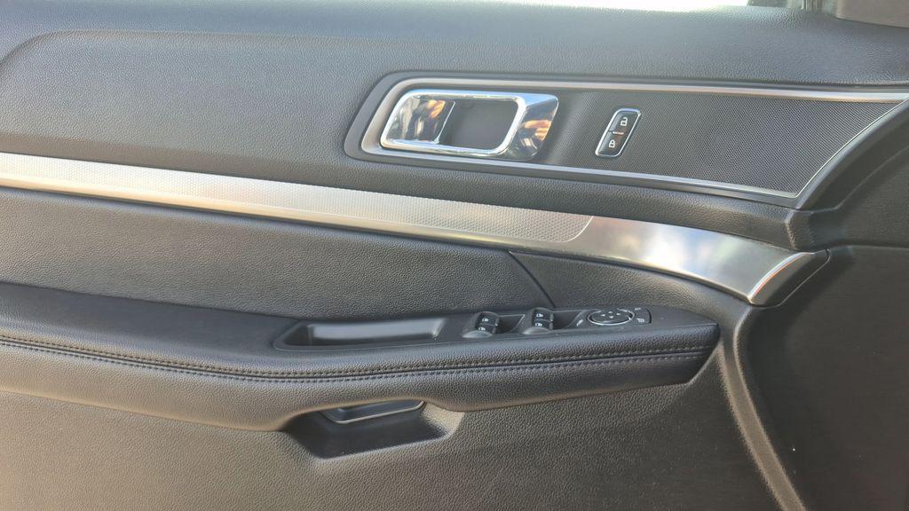 used 2018 Ford Explorer car, priced at $14,000