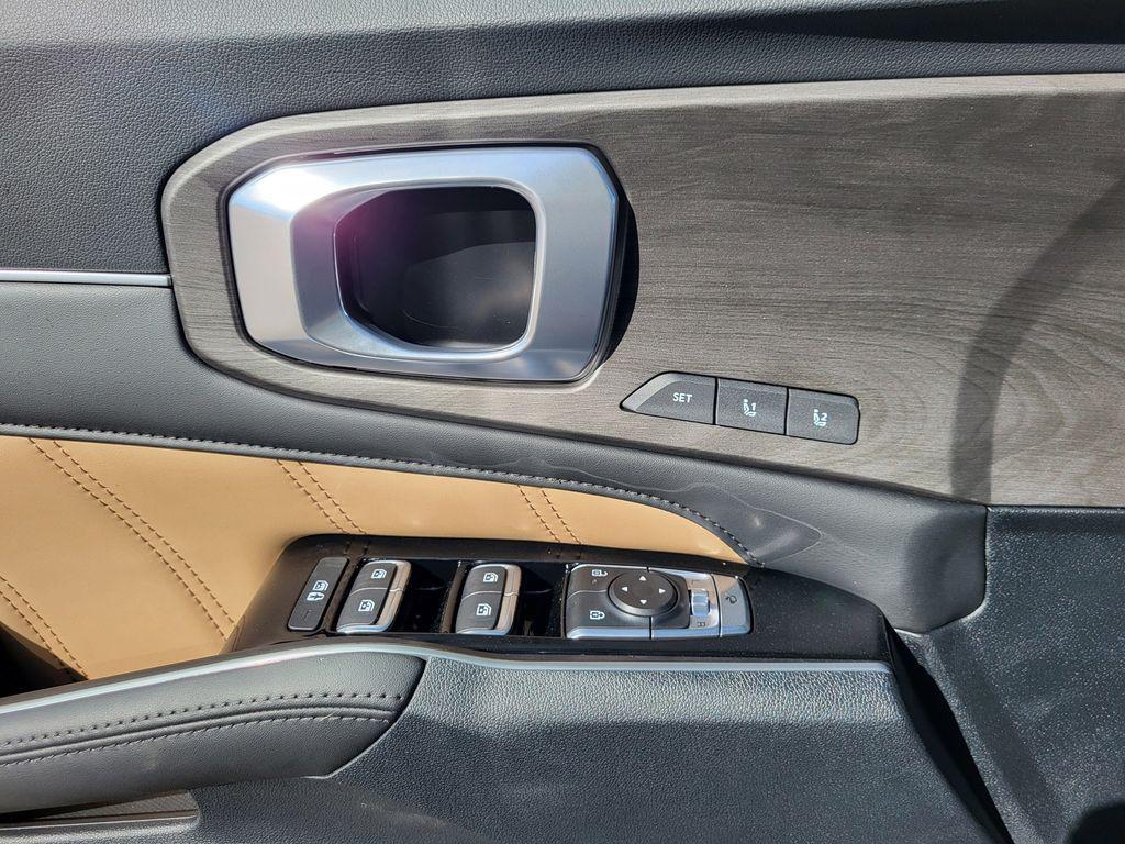 new 2026 Kia Sorento car, priced at $45,436