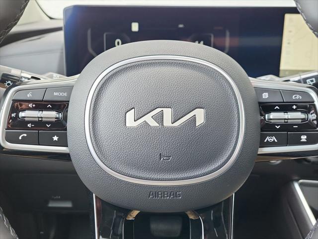 new 2026 Kia Carnival Hybrid car, priced at $56,114