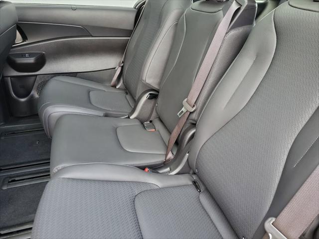 new 2026 Kia Carnival Hybrid car, priced at $53,348