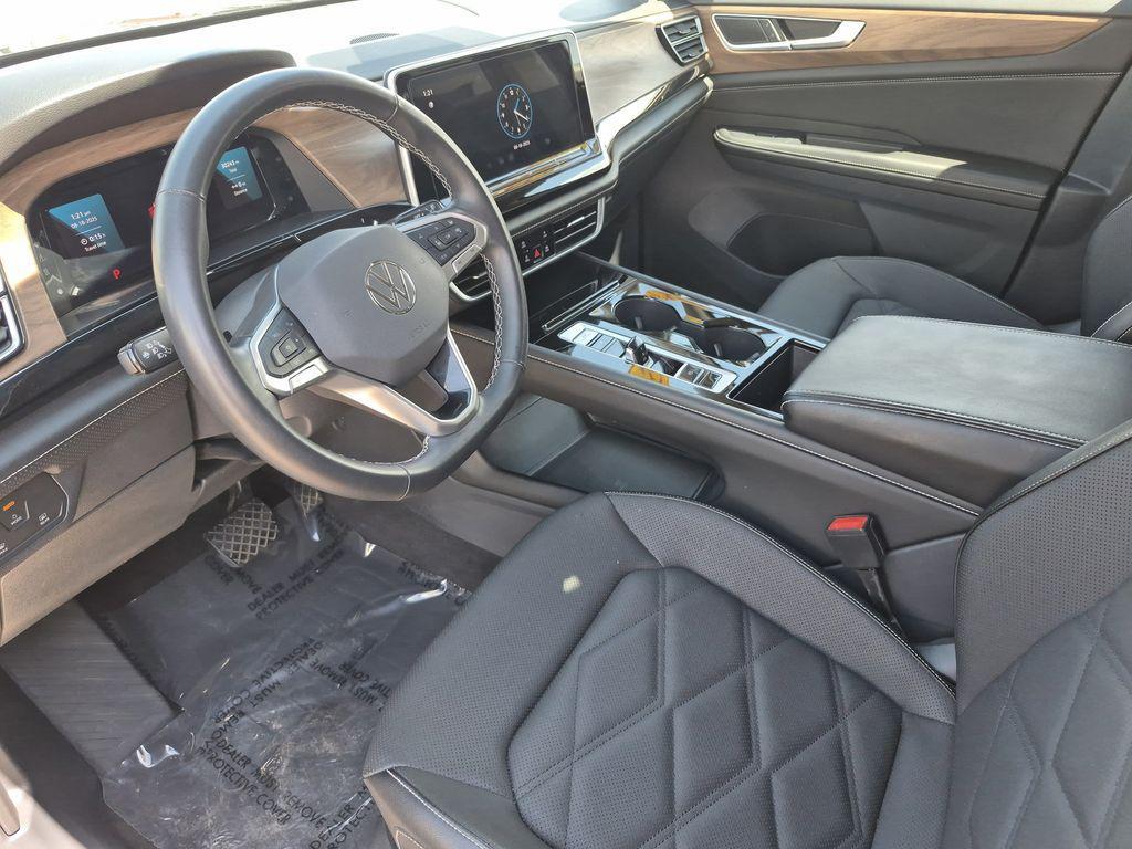 used 2024 Volkswagen Atlas car, priced at $31,987