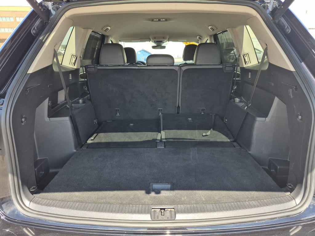 used 2024 Volkswagen Atlas car, priced at $31,987