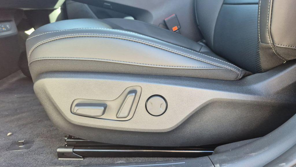 new 2025 Kia EV6 car, priced at $44,149