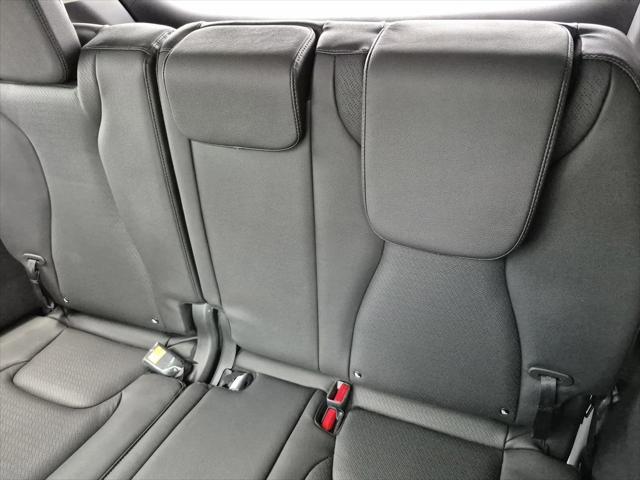 new 2025 Kia Carnival Hybrid car, priced at $50,075